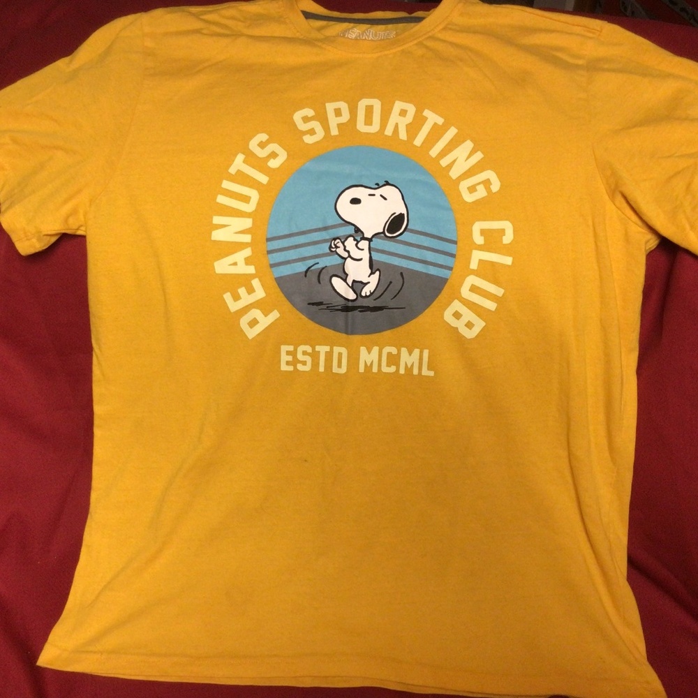 SNOOPY tshirt